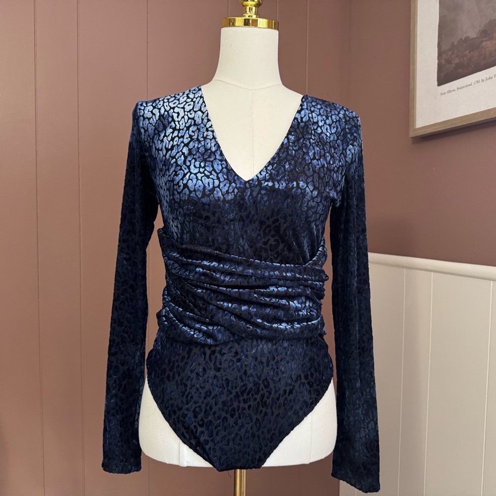 Guess Belinda Animal Print Velvet Long Sleeve Bodysuit